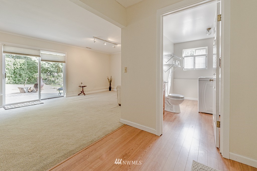 1223 204th Place Southeast Bothell, WA 98012 - Photo 15 of 20 Gallery Image 15