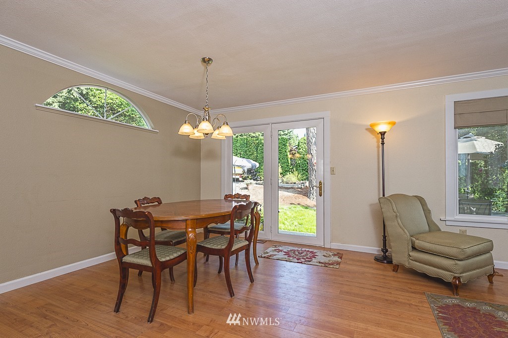 1223 204th Place Southeast Bothell, WA 98012 - Photo 6 of 20 Gallery Image 6