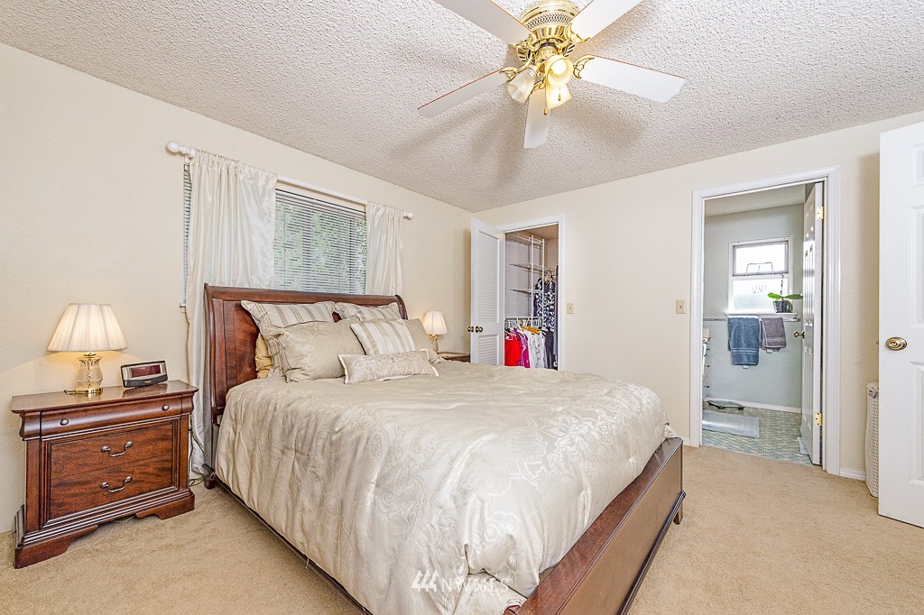 1223 204th Place Southeast Bothell, WA 98012 - Photo 10 of 20 Gallery Image 10
