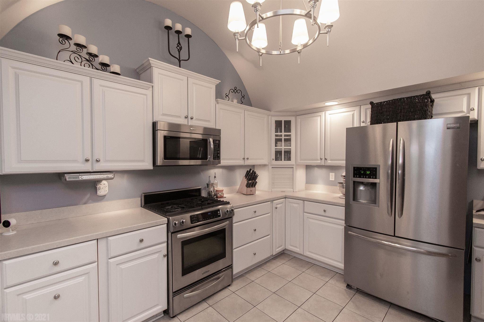 7425 River Bluff Road Radford, VA 24141 - Photo 21 of 51 Gallery Image 21