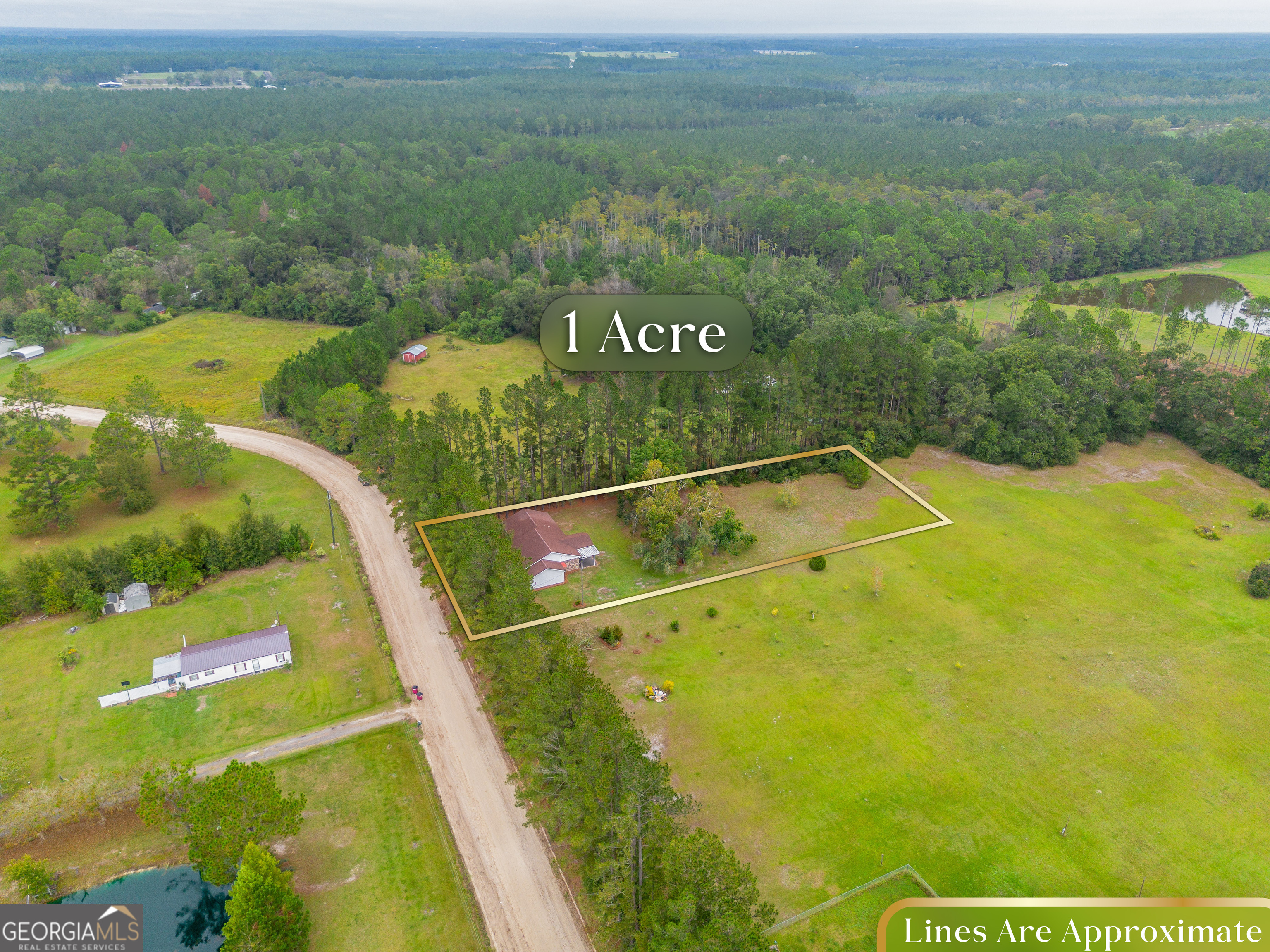 5406 Blue Spruce Road Blackshear, GA 31516 - Photo 2 of 28 a view of a tennis court