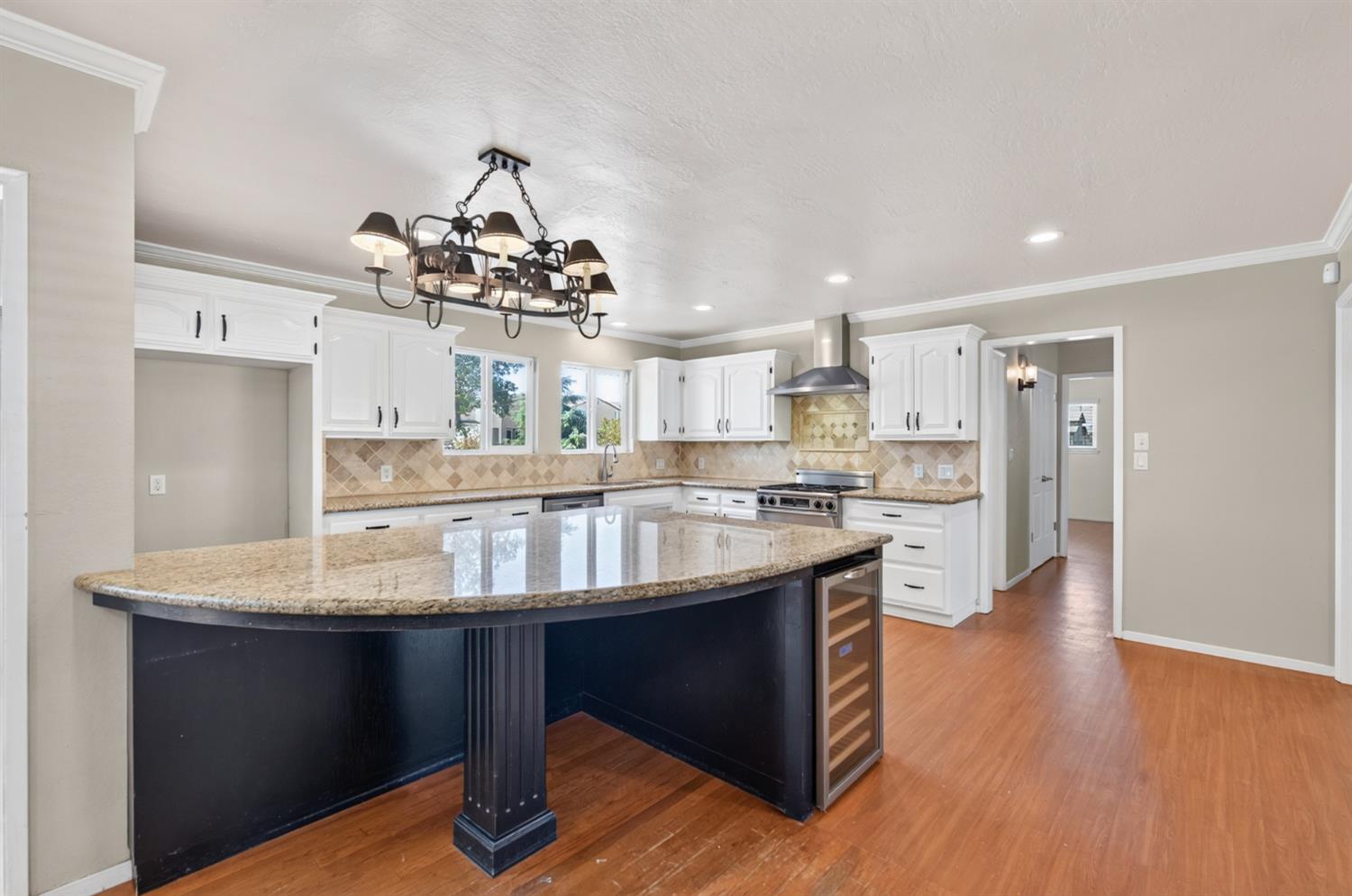 4105 Perrin Road Clovis, CA 93619 - Photo 24 of 67 Gallery Image 24