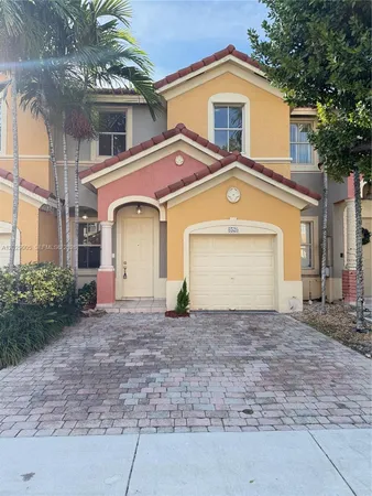 $3,200 | 8528 Southwest 166th Place, Unit 8528, Miami, FL 33193