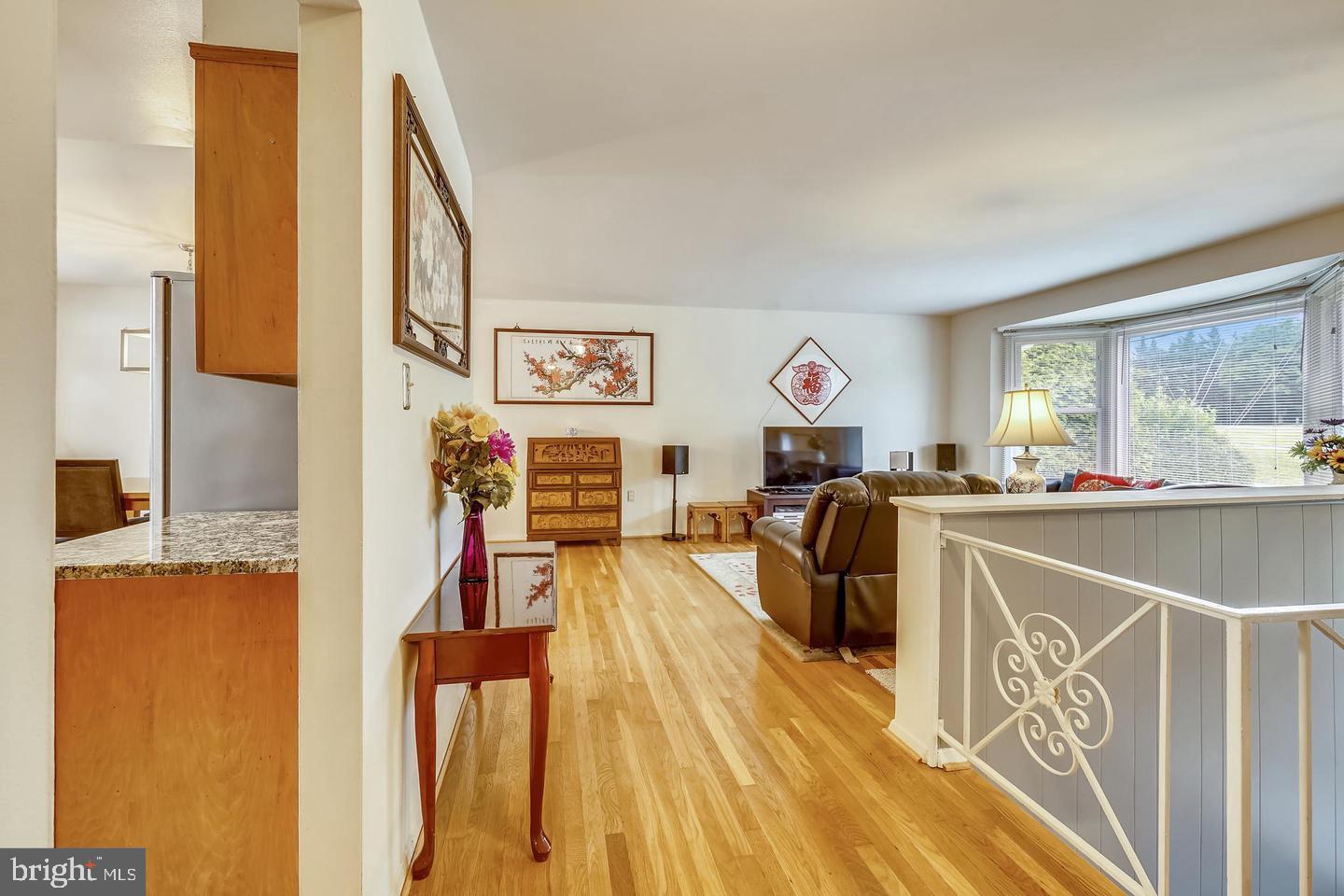 11806 Seven Locks Road Potomac, MD 20854 - Photo 6 of 10