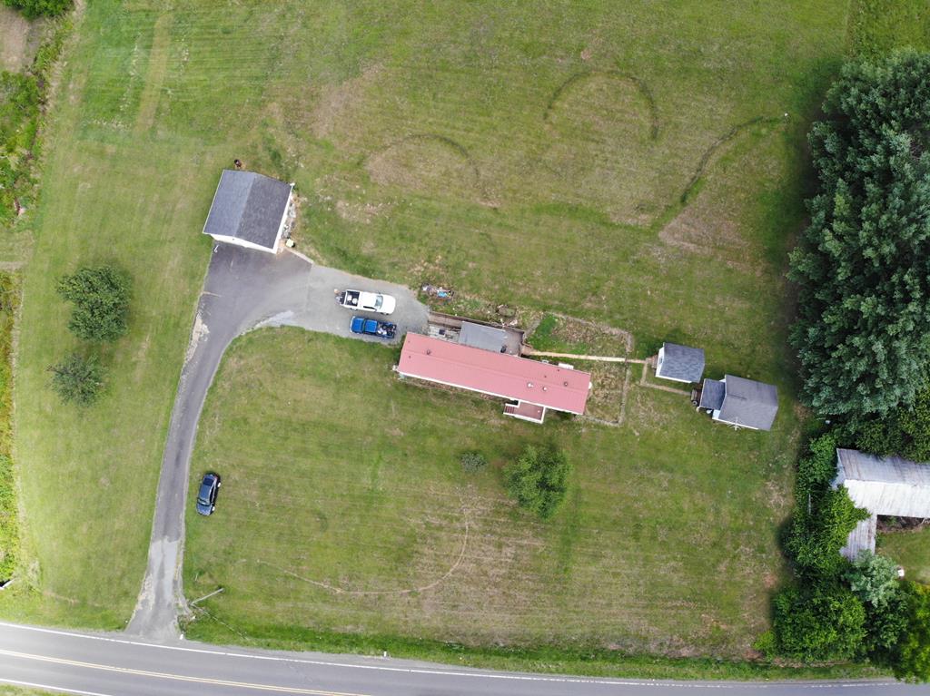 1291 Pipers Gap Road Galax, VA 24333 - Photo 29 of 30 Gallery Image 29