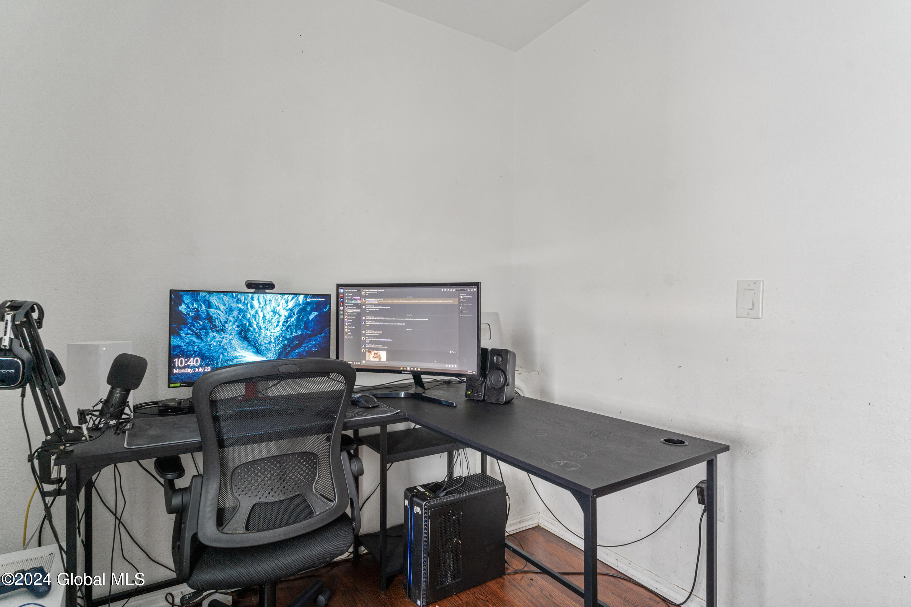 1301 3rd Avenue Schenectady, NY 12303 - Photo 23 of 38 19-1301 3RD AVE-26