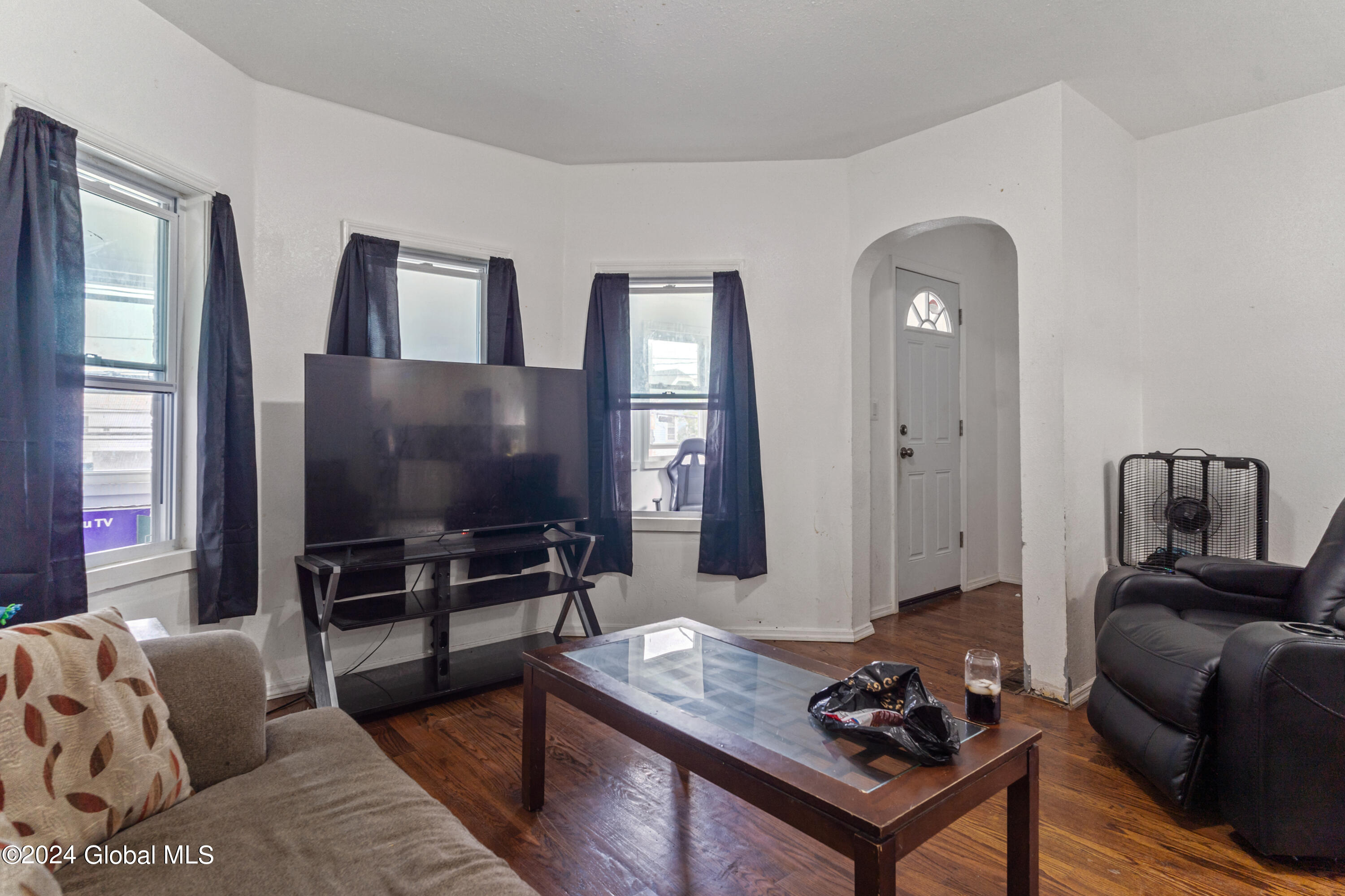 1301 3rd Avenue Schenectady, NY 12303 - Photo 10 of 38 06-1301 3RD AVE-14