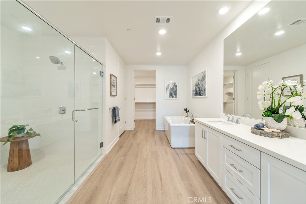 1507 Rivington Irvine, CA 92612 - Photo 17 of 42