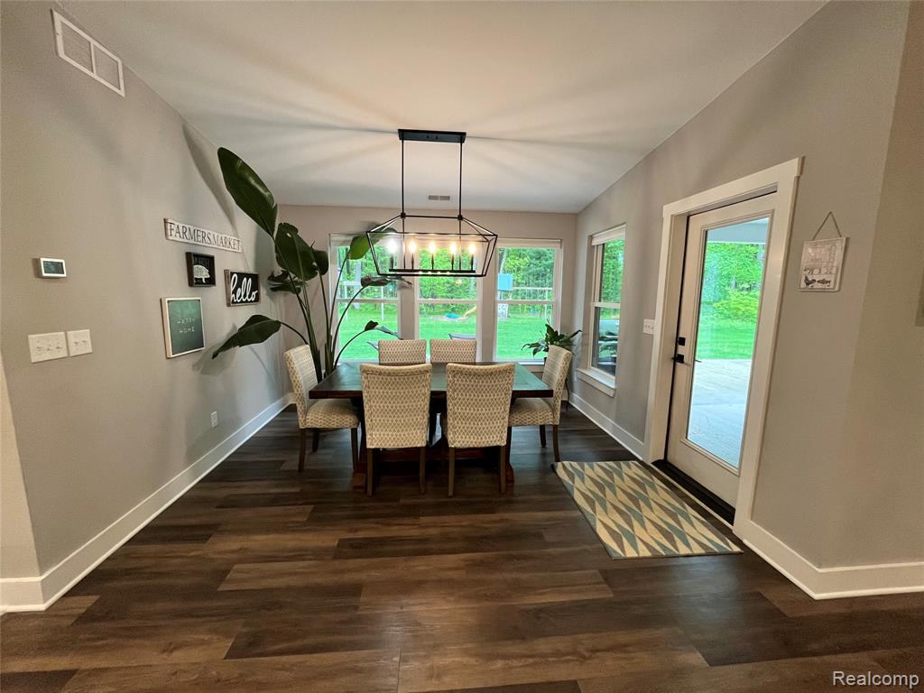2400 North Hacker Road Howell, MI 48855 - Photo 10 of 27 Gallery Image 10