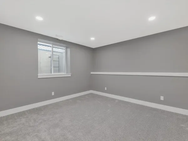 $349,000 | 647 East Sprucewood Court, Park City, KS 67147