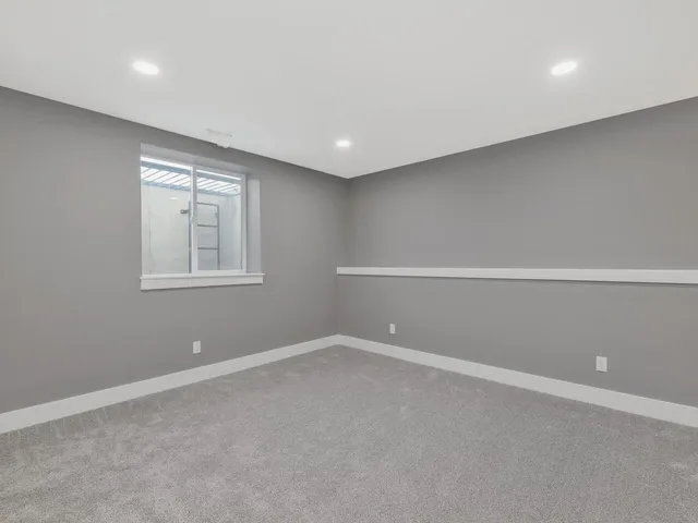 $349,000 | 647 East Sprucewood Court, Park City, KS 67147