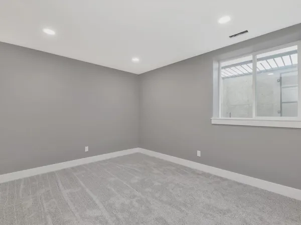 $349,000 | 647 East Sprucewood Court, Park City, KS 67147