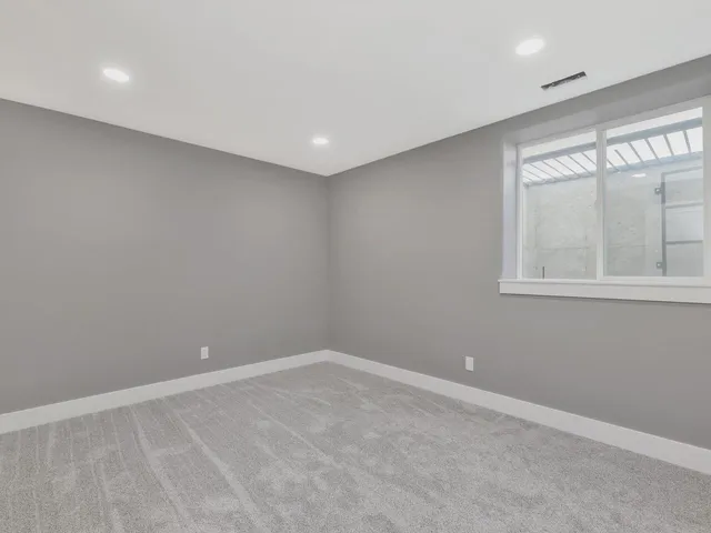 $349,000 | 647 East Sprucewood Court, Park City, KS 67147