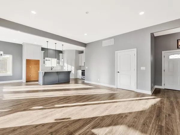 $349,000 | 647 East Sprucewood Court, Park City, KS 67147