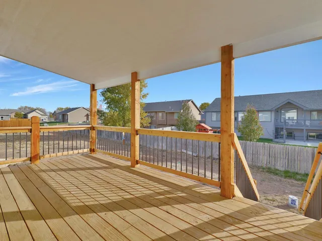 $349,000 | 647 East Sprucewood Court, Park City, KS 67147