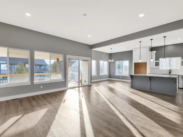 $349,000 | 647 East Sprucewood Court, Park City, KS 67147