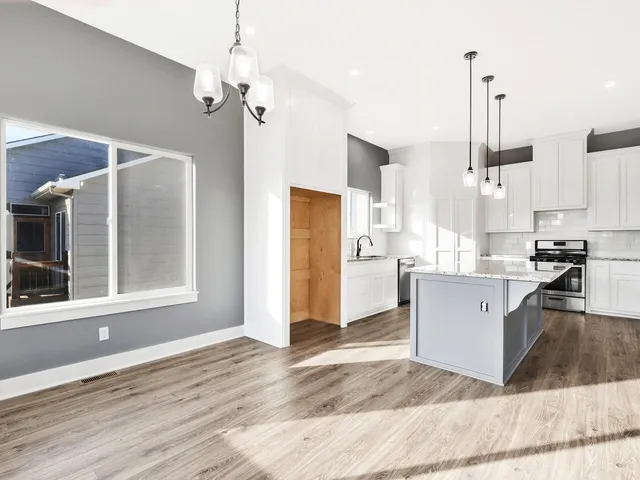 $349,000 | 647 East Sprucewood Court, Park City, KS 67147