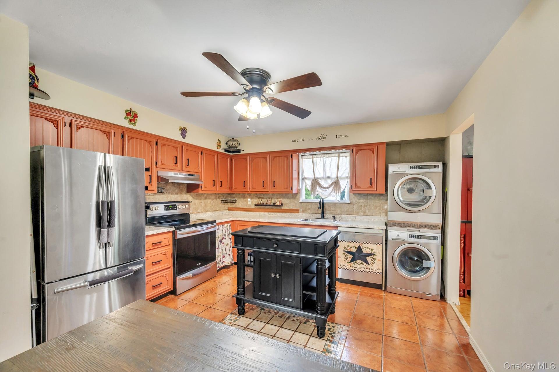 485 Canal Road Port Jefferson Station, NY 11776 - Photo 8 of 44