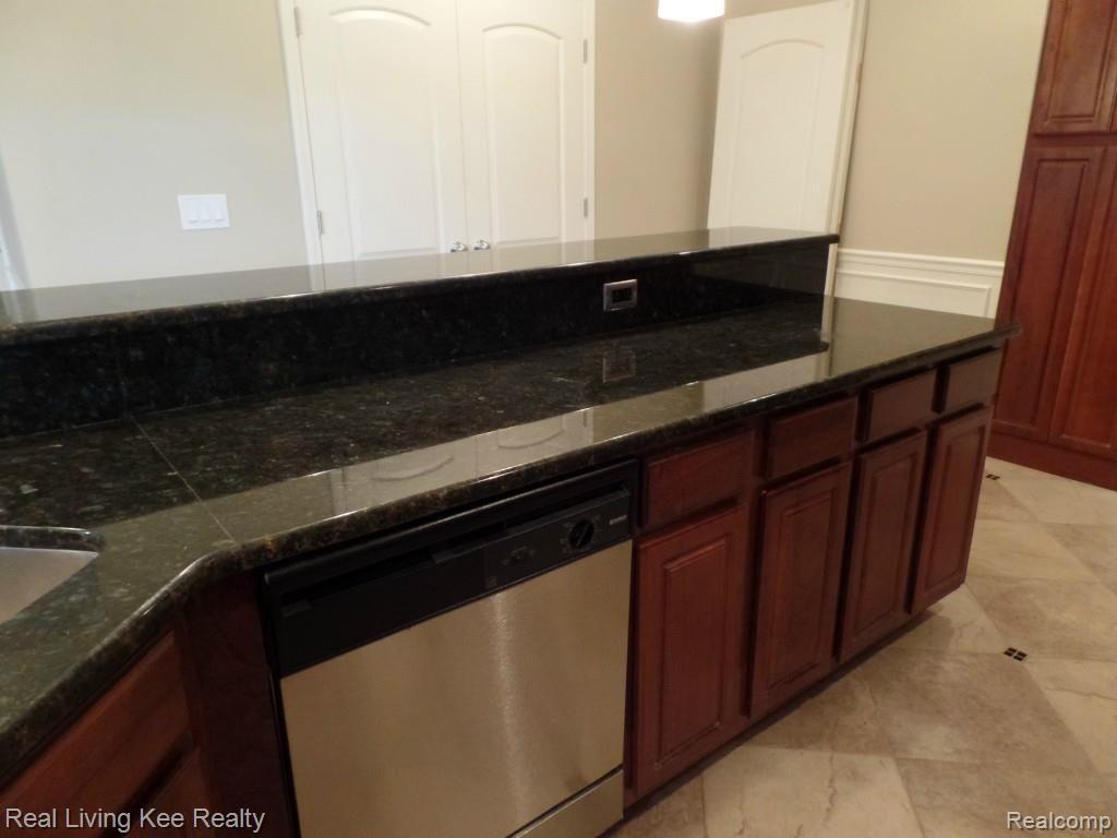 5179 Belmonte Drive, Unit 50 Rochester, MI 48306 - Photo 49 of 58