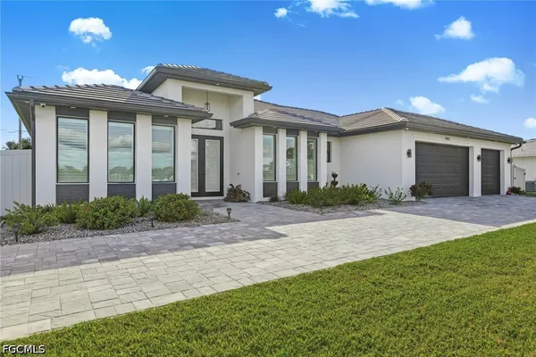$3,600 | 1102 Mohawk Parkway, Cape Coral, FL 33914
