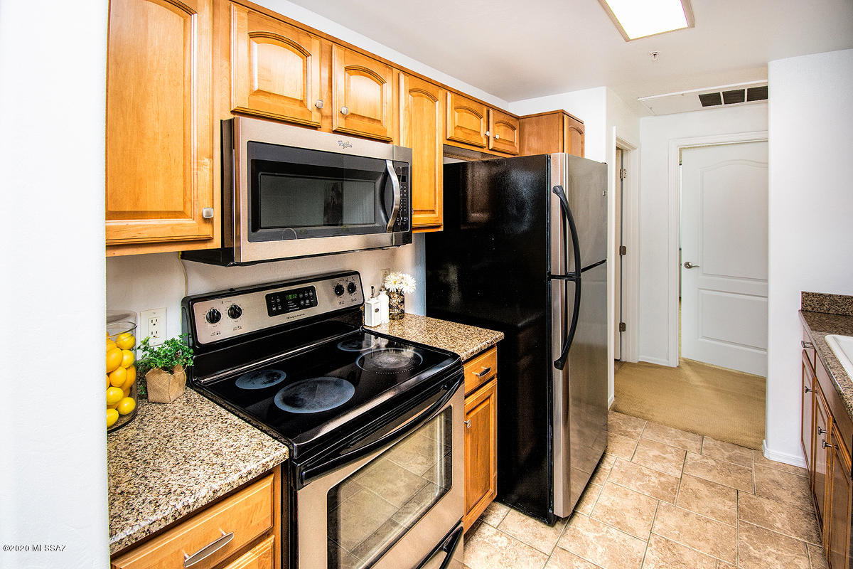 2550 East River Road, Unit 15306 Tucson, AZ 85718 - Photo 11 of 29