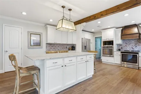 $377,000 | 1301 Westmoreland Street, Lake Charles, LA 70605