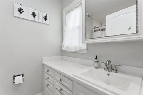 $377,000 | 1301 Westmoreland Street, Lake Charles, LA 70605