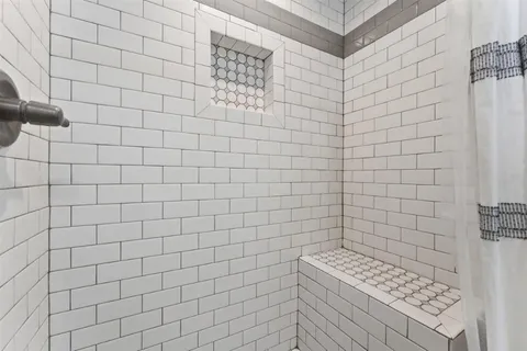 $377,000 | 1301 Westmoreland Street, Lake Charles, LA 70605