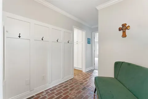 $377,000 | 1301 Westmoreland Street, Lake Charles, LA 70605