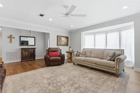 $377,000 | 1301 Westmoreland Street, Lake Charles, LA 70605