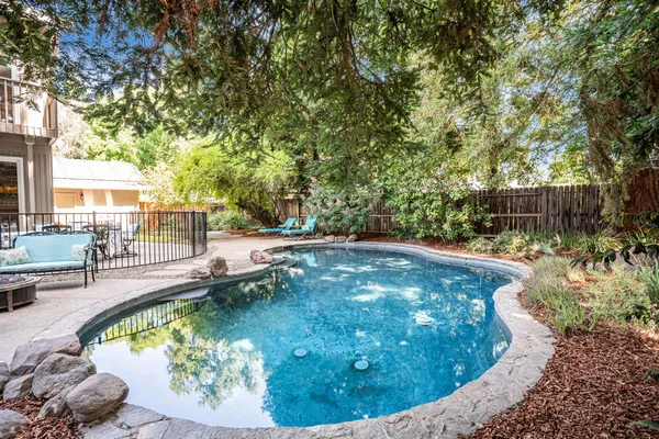 $1,375,000 | 1744 Haggin Grove Way, Carmichael, CA 95608