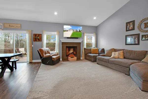 $375,000 | 6177 Boulder Drive, Flushing, MI 48433