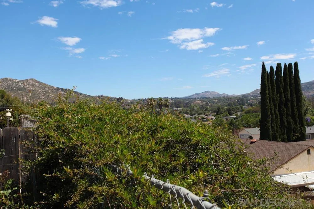 14051 Hermosillo Way Poway, CA 92064 - Photo 17 of 22