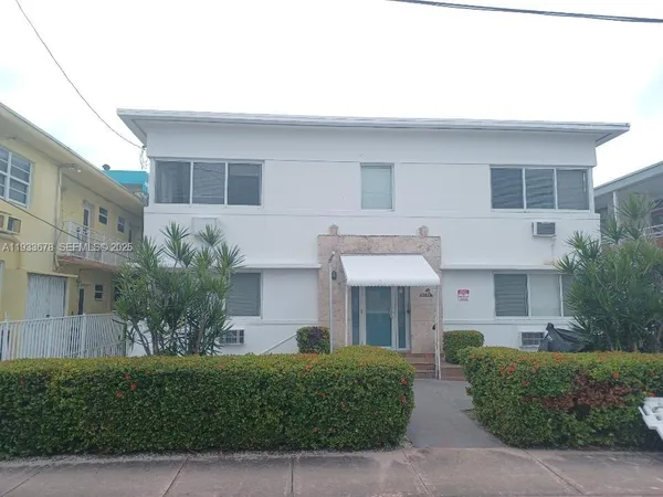 $1,600 | 6950 Byron Avenue, Unit 7, Miami Beach, FL 33141