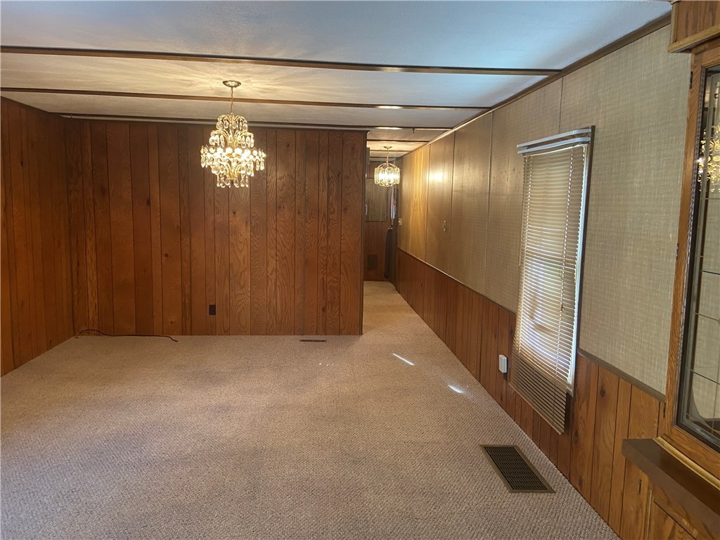 75 Bayview Park Middletown, RI 02842 - Photo 10 of 24 Living Room