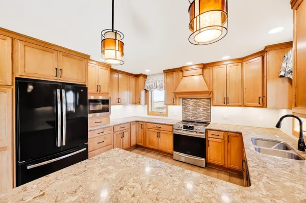 $389,900 | 15011 Dublin Road, Darlington, WI 53530