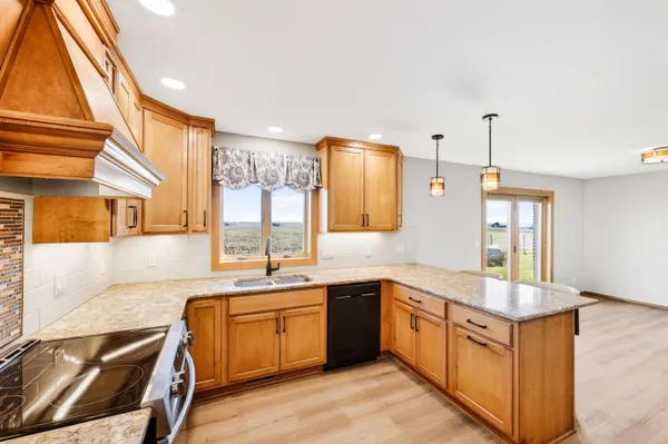 $369,000 | 15011 Dublin Road, Darlington, WI 53530