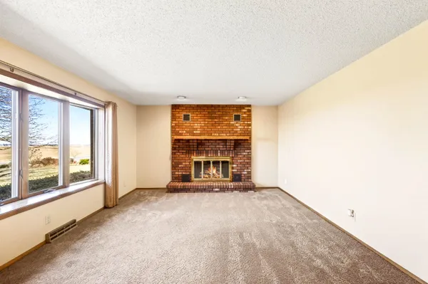 $369,000 | 15011 Dublin Road, Darlington, WI 53530