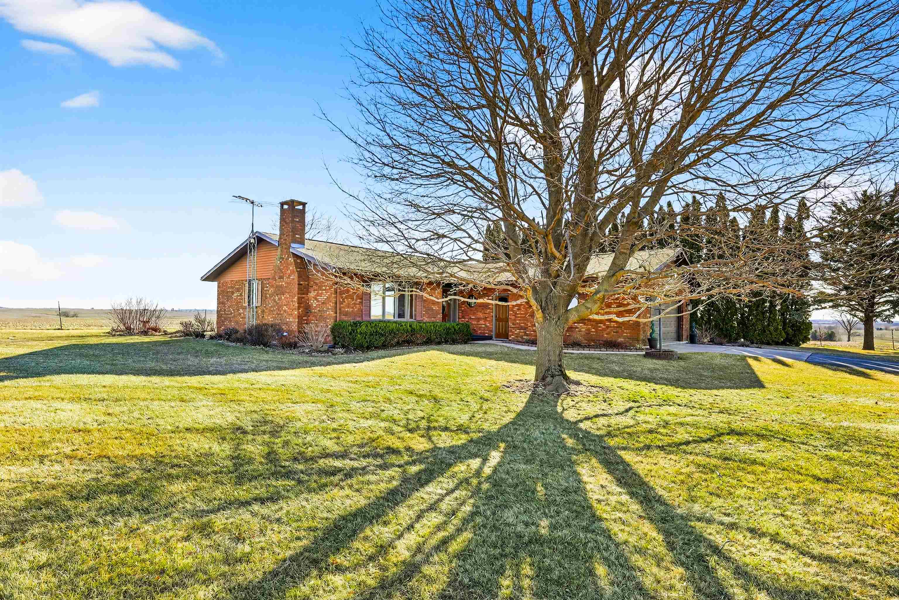 15011 Dublin Road Darlington, WI 53530 - Photo 54 of 71