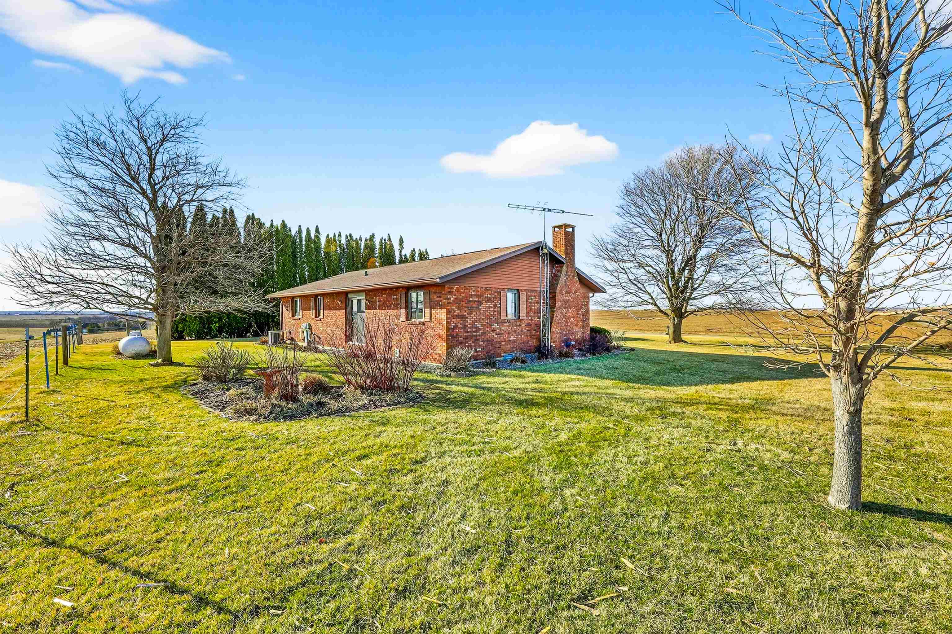 15011 Dublin Road Darlington, WI 53530 - Photo 55 of 71