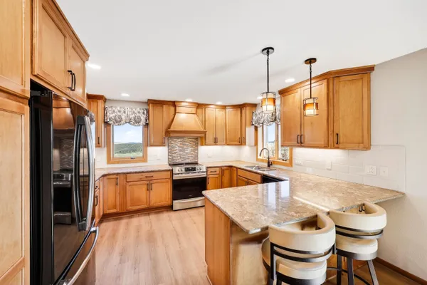 $369,000 | 15011 Dublin Road, Darlington, WI 53530