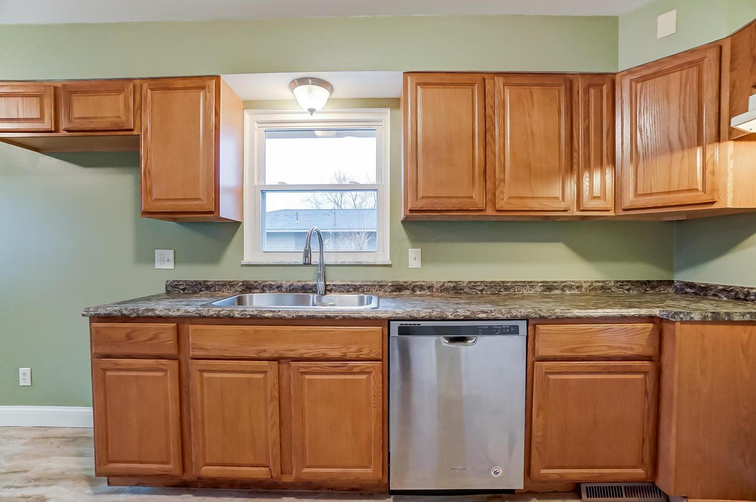 1832 Berkeley Road Columbus, OH 43207 - Photo 11 of 44