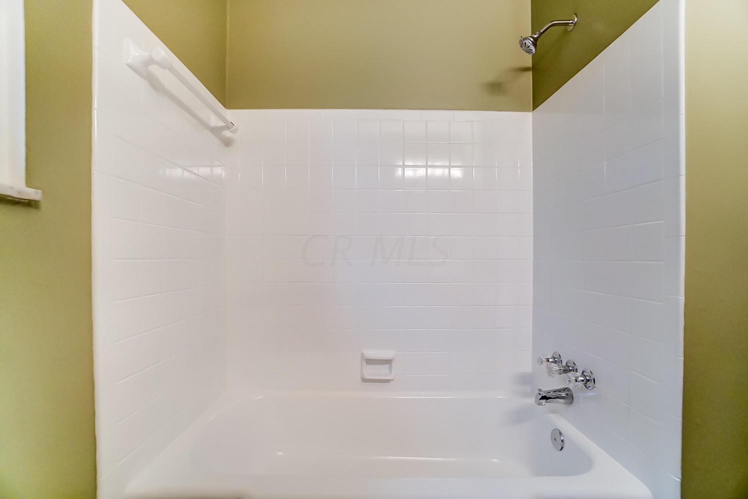 1832 Berkeley Road Columbus, OH 43207 - Photo 22 of 44