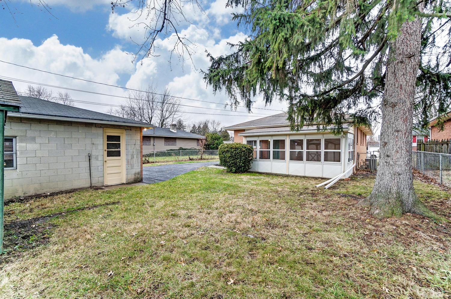 1832 Berkeley Road Columbus, OH 43207 - Photo 39 of 44