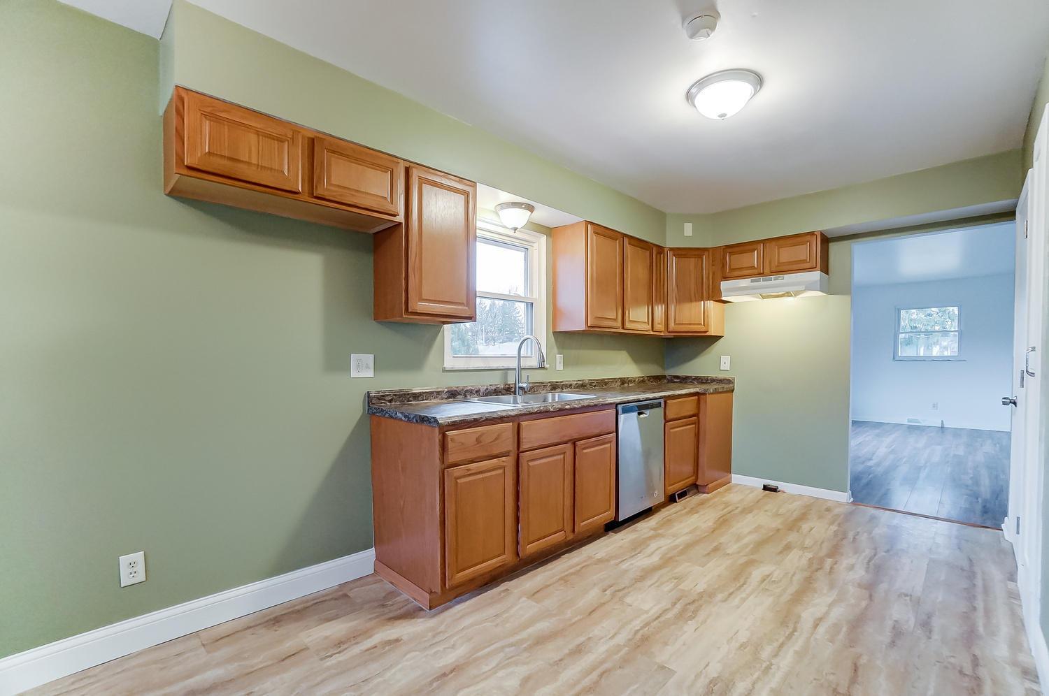 1832 Berkeley Road Columbus, OH 43207 - Photo 9 of 44