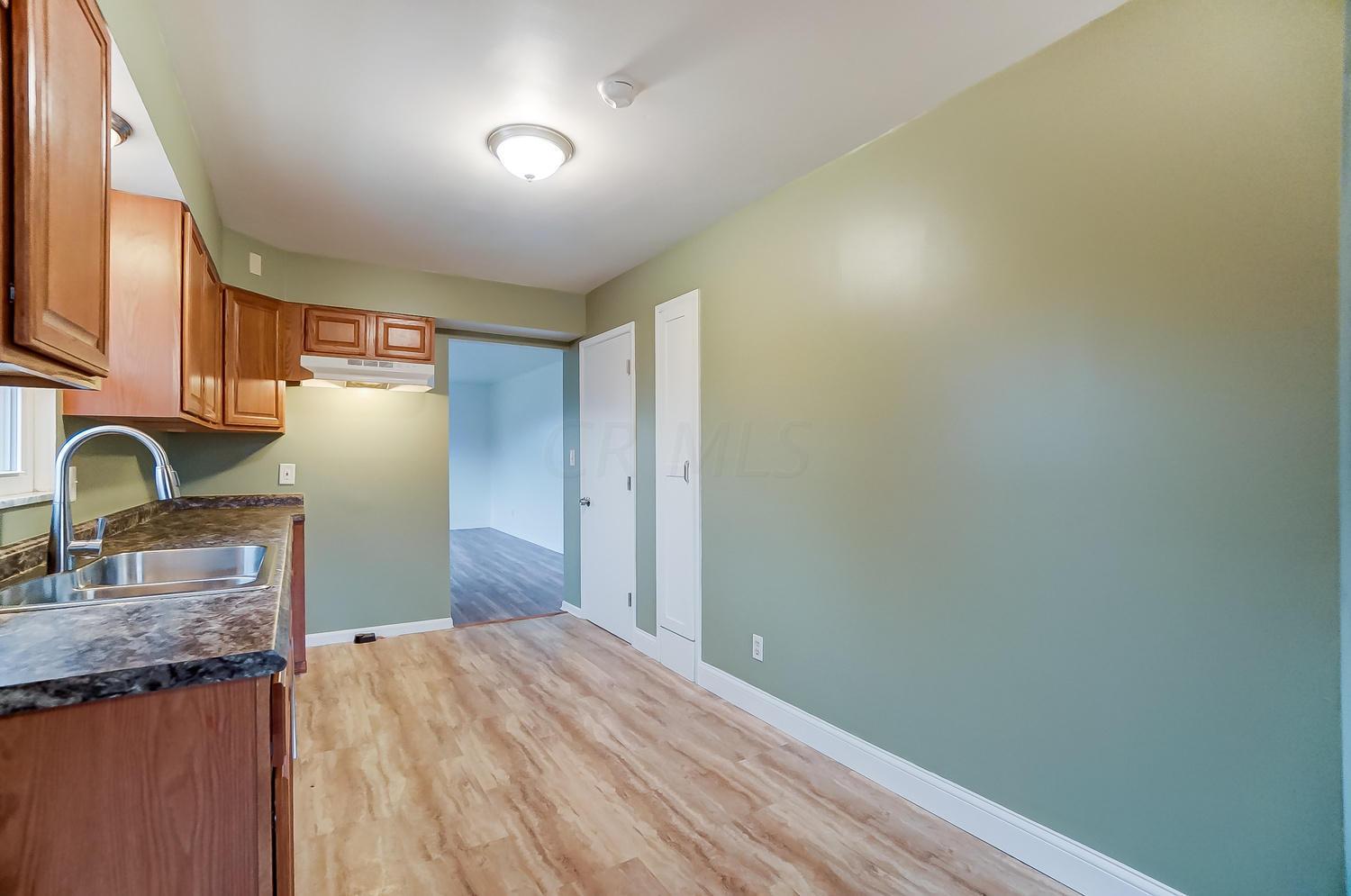 1832 Berkeley Road Columbus, OH 43207 - Photo 10 of 44