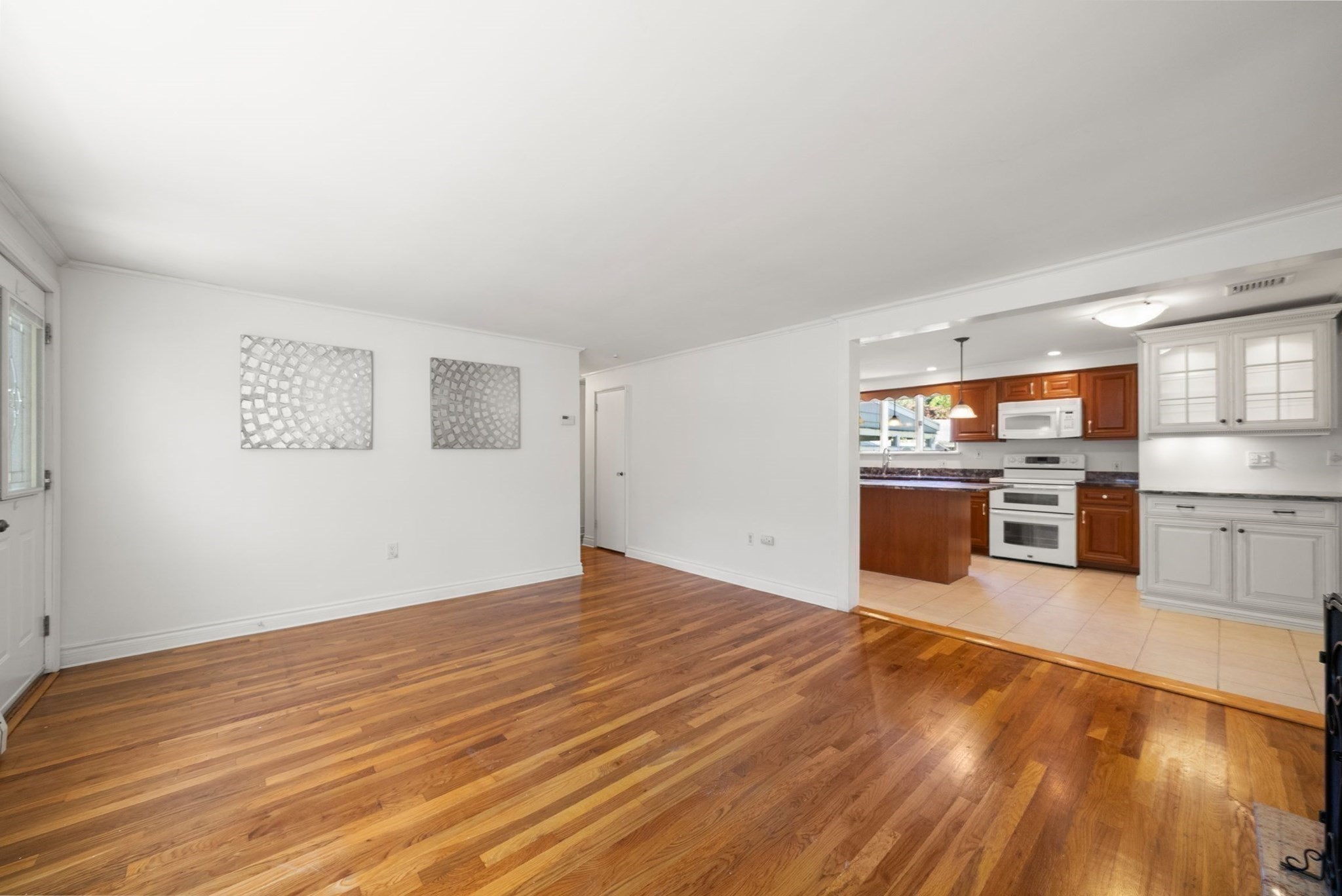 4 Carson Road Woburn, MA 01801 - Photo 15 of 33 Gallery Image 15