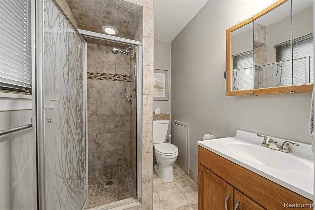 2622 Pine Ridge Road West Bloomfield, MI 48324 - Photo 21 of 44 Gallery Image 21
