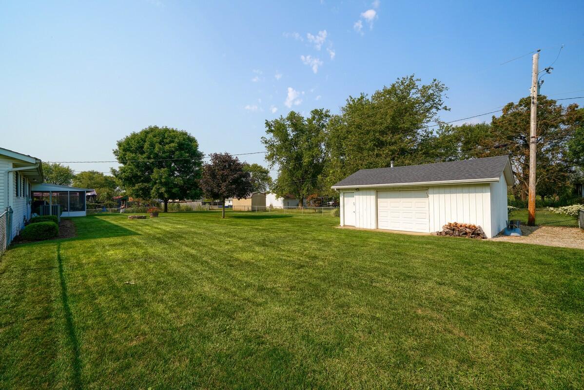 2399 Valencia Road Galloway, OH 43119 - Photo 16 of 49 Gallery Image 16