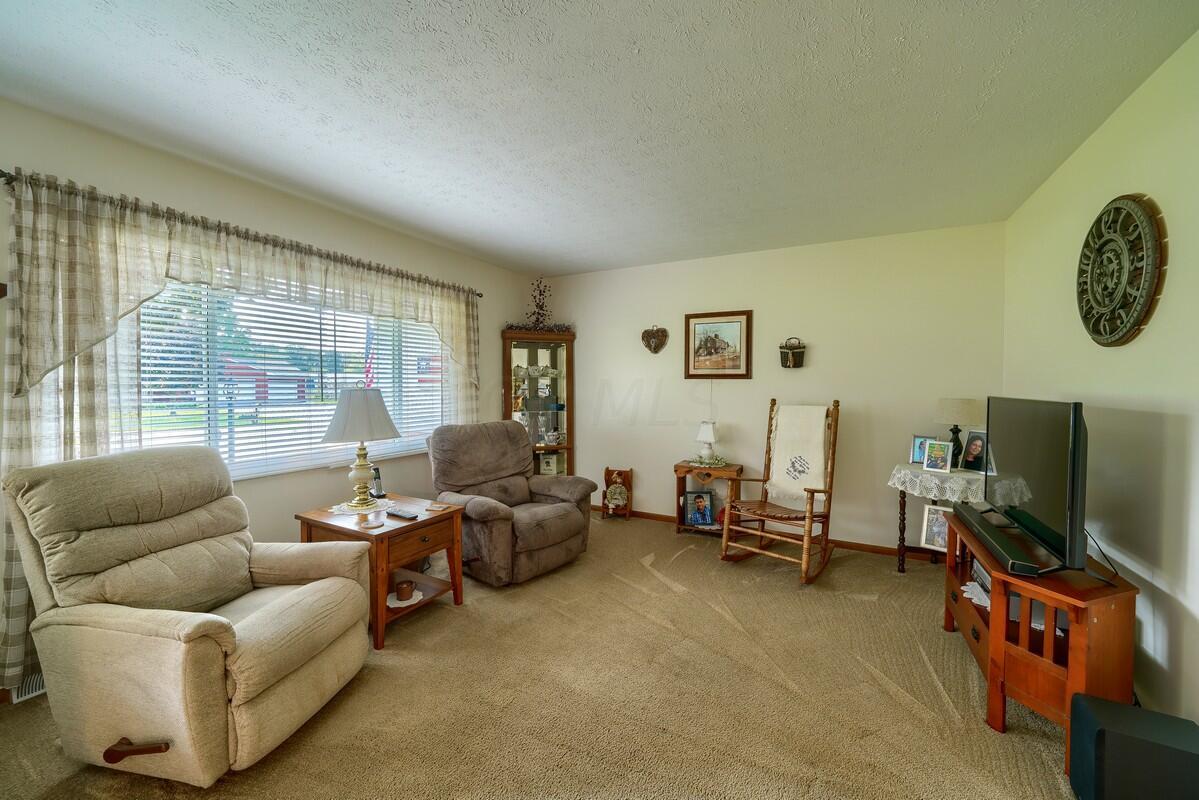 2399 Valencia Road Galloway, OH 43119 - Photo 20 of 49 Gallery Image 20